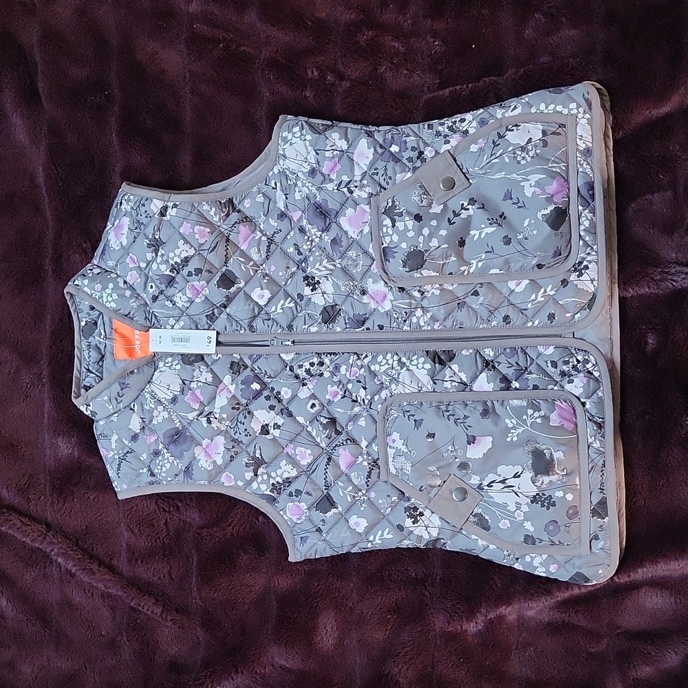 Quilted Grey Floral Vest From Joe Fresh, Size Medium, New With Tags
